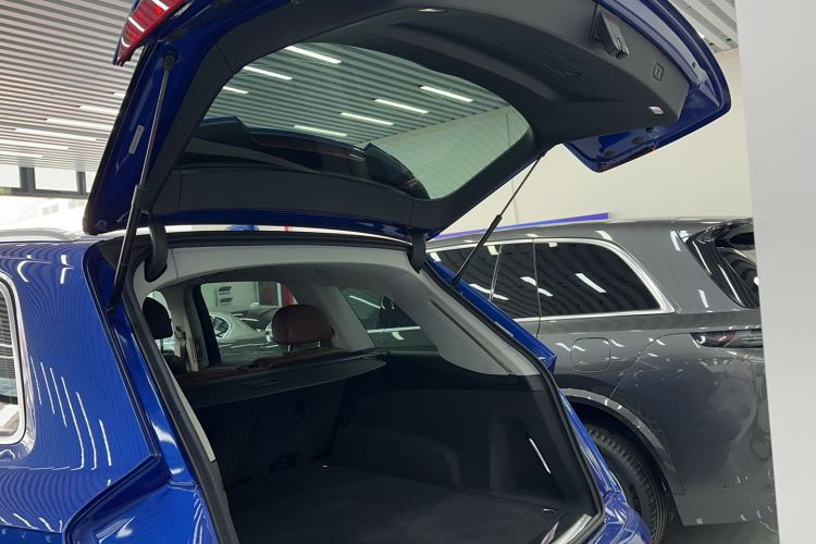 Used Audi Q7 2016 45 TFSI Technology Edition Trunk