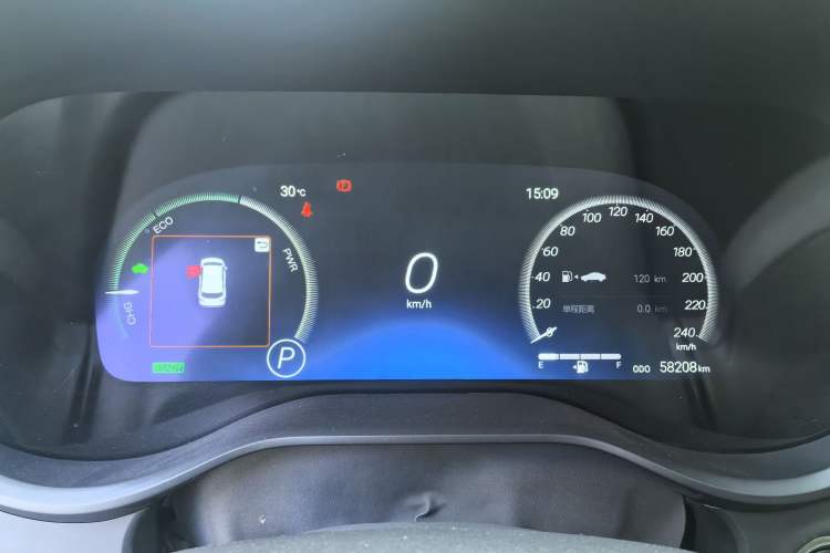 Used Toyota Granvia 2024 2.5L Hybrid Prestige PLUS Four-Wheel Drive Version Odometer Close Up