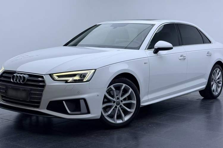 Used Audi A4L 2019 40 TFSI Fashion Edition China VI Emission Standard