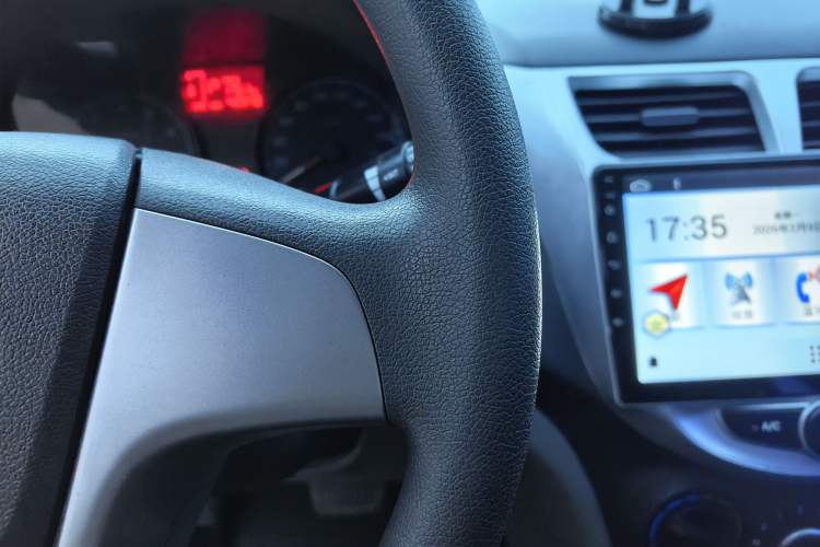 Used Hyundai Verna (older generation) 2016 1.4L Automatic Smart GLS