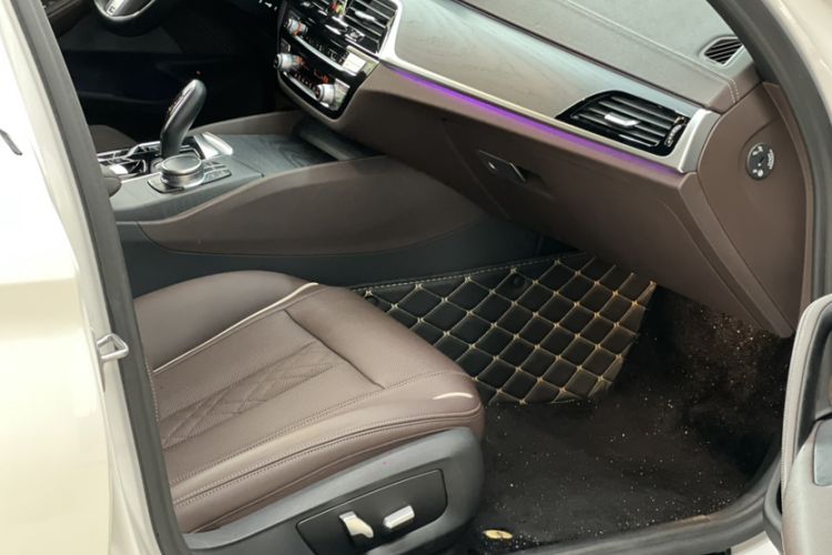 Used BMW 5 Series 2022 Second Facelift 530Li Leading Edition M Sport Package