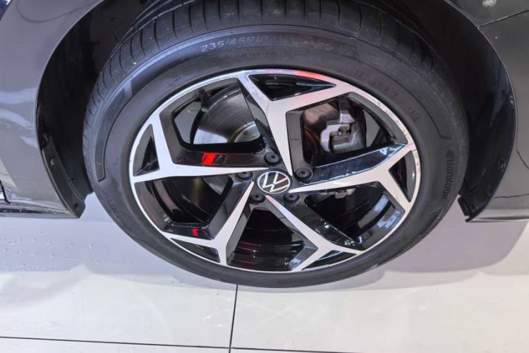 Used Volkswagen Passat 2024 330TSI Starry Elite Edition