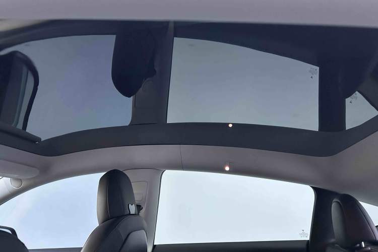 Used Tesla Model Y 2022 Rear-Wheel-Drive Version