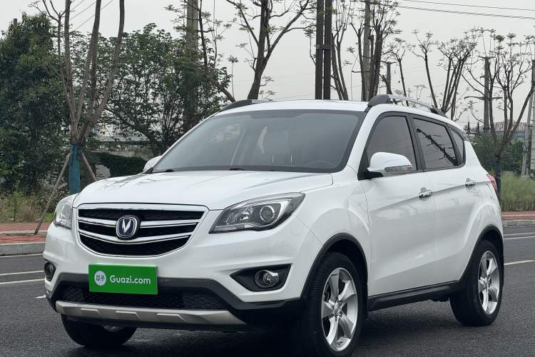 Used CHANGAN CS35 2017 1.6L Manual Luxury Model Front Left 45 Deg