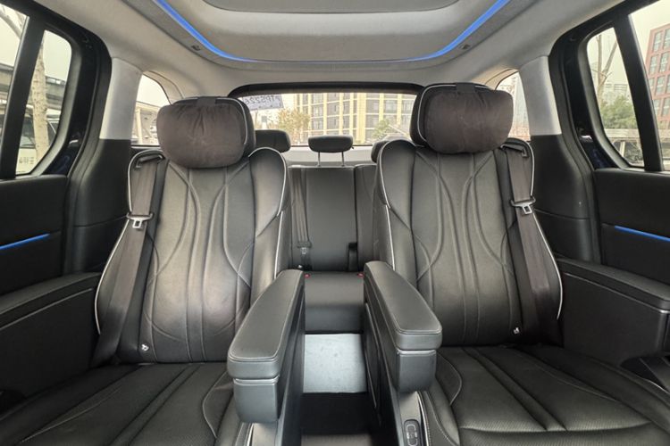 Used XPeng X9 2024 702 Ultra-Long Range Pro
