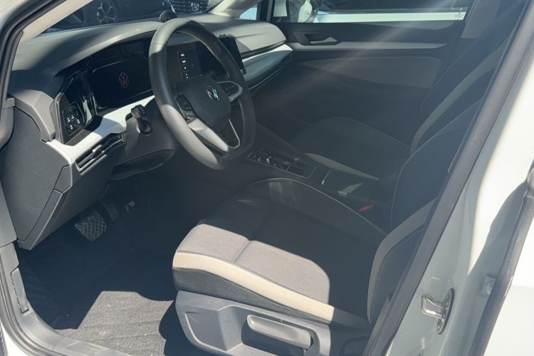 Used Volkswagen Golf 2023 Facelift 280TSI DSG Pro Interior 1