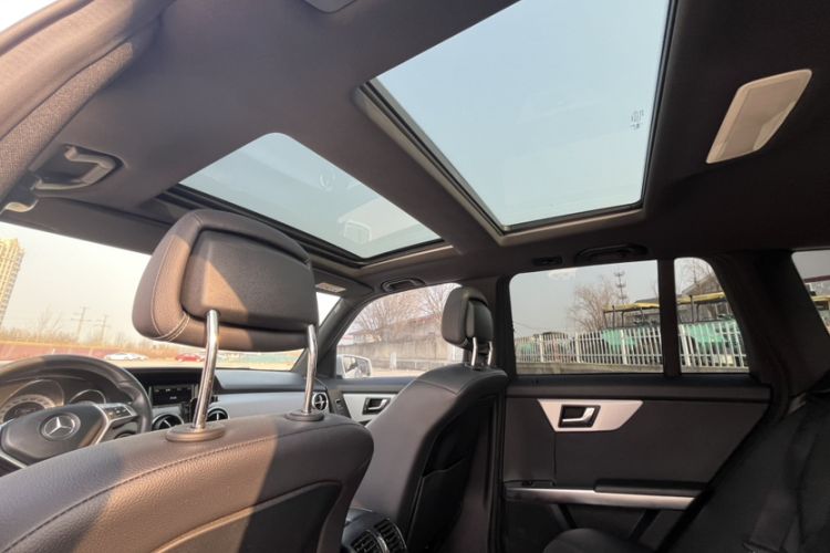 Used Mercedes-Benz GLK-Class 2014 GLK 200 Standard Model Interior 4