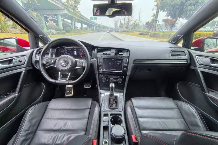 Used Volkswagen Golf GTI 2016 2.0 TSI GTI