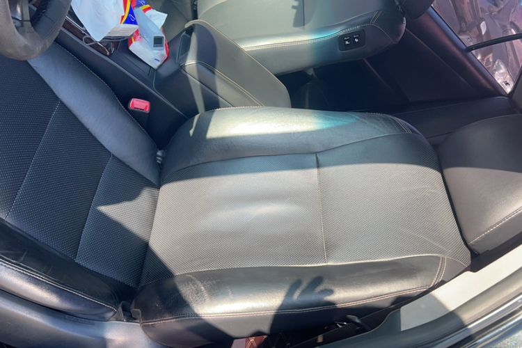 Used Toyota Camry 2016 2.0G 10th Anniversary Leading Edition
