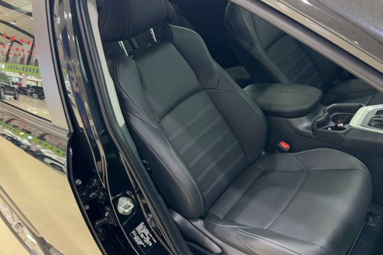 Used Toyota Wildlander 2022 2.0L CVT Four-Wheel Drive Luxury Edition Right Front Seat