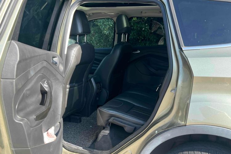 Used Ford Kuga 2013 2.0L GTDi Four-Wheel-Drive Sport Model