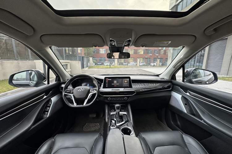 Used SAIC MAXUS D90 2017 2.0T Automatic All-Wheel Drive Sirius