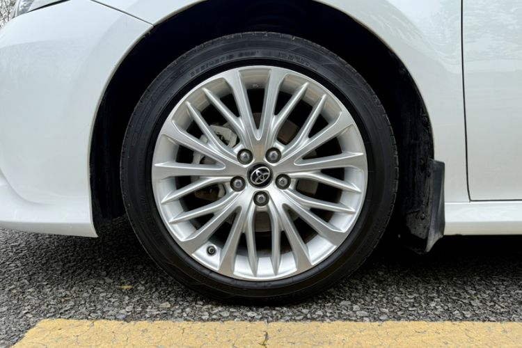 Used Toyota Camry 2019 Revised Version 2.5G Luxury Edition Exterior 8