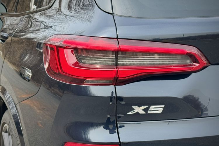 Used BMW X5 
