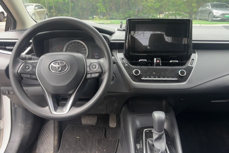 Used Toyota Allion 2022 2.0L Elite Edition Interior 2