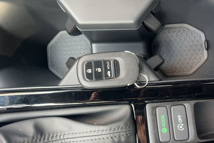 Used Honda Accord 2025 Sport Series 260TURBO Luxury Edition Interior 1