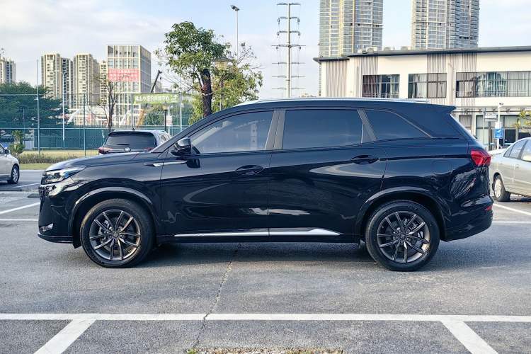 Used Landian E5 2023 1.5L DE-i 100KM Comfort Edition 7-Seater
