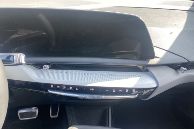 Used Cadillac OPTIQ 2024 Standard Range Version