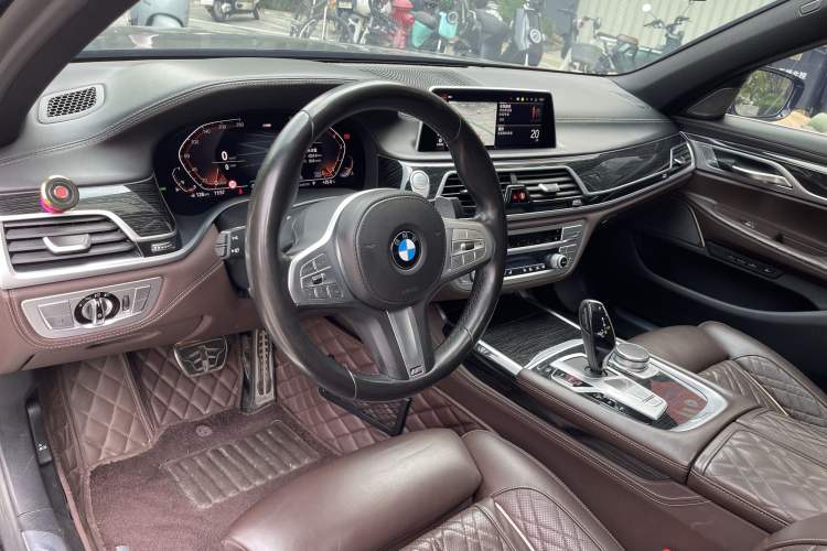 Used BMW 7 Series 2019 Updated 740Li Luxury Version M Sport Package Interior 2