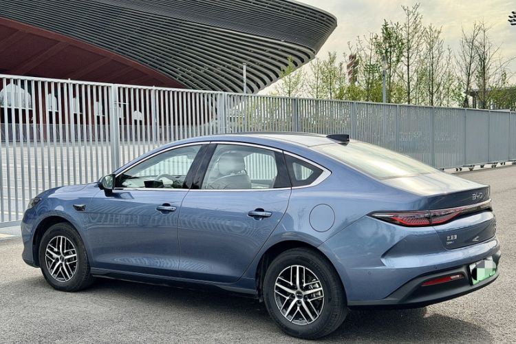 Used BYD Seal 05 DM-i 2025 DM-i Intelligent Drive 120KM Flagship Model Exterior 1