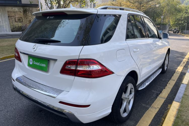 Used Mercedes-Benz M-Class 2014 ML 320 4MATIC
