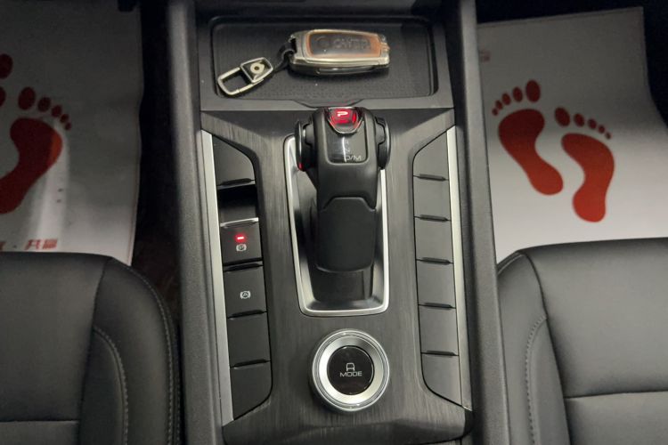 Used Great Wall Poer 2023 2.0T Commercial Version Automatic Diesel Two-Wheel Drive Elite Trim with Long Bed – GW4D20M Interior 6