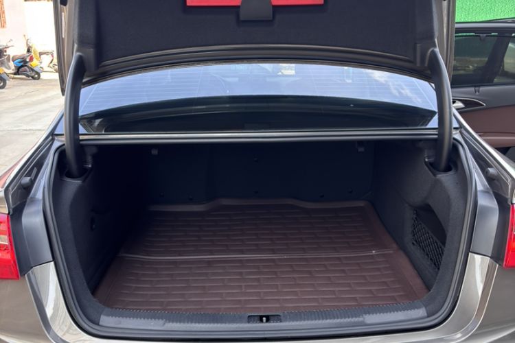 Used Audi A6L 2015 30 FSI Millionth Anniversary Comfort Model
