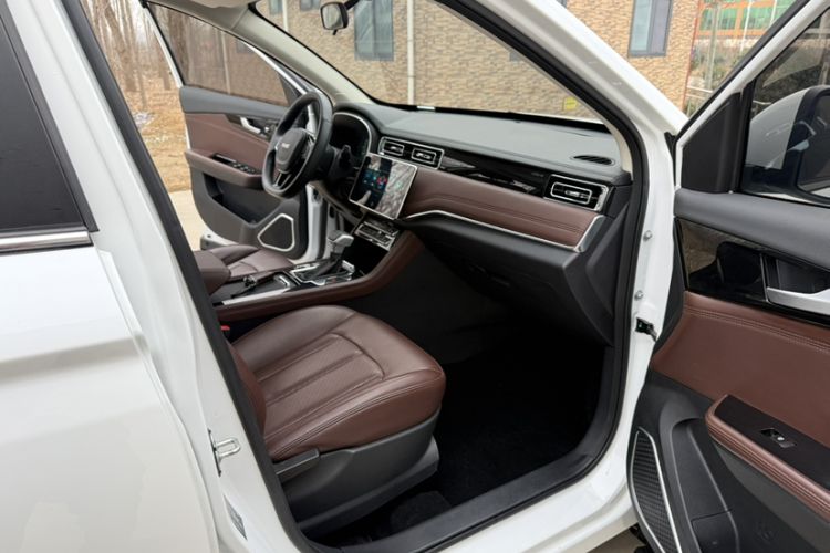 Used Sinotruk VGV U70Pro 2022 1.5T Automatic Youyue Edition 7-Seater