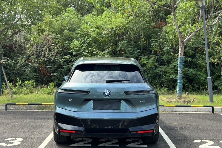 Used BMW iX 2022 xDrive40