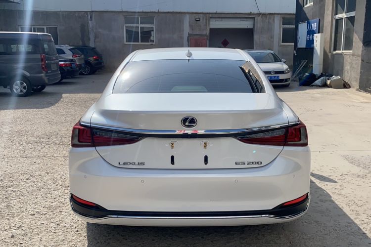 Used Lexus ES 2018 200 Excellence Edition China V Standard Exterior 6