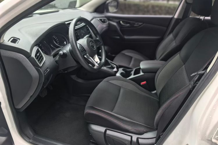 Used Nissan Qashqai 2019 2.0L CVT Smart Enjoyment Version Interior 2