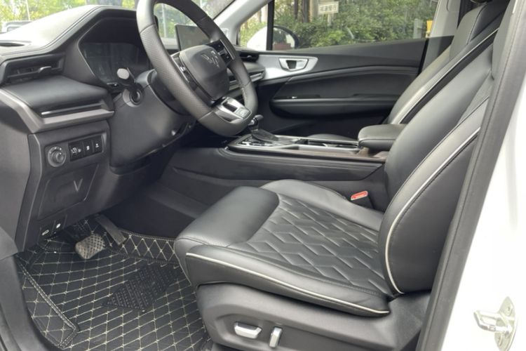 Used Wuling Jiachen 2022 1.5T CVT Deluxe Flagship Edition