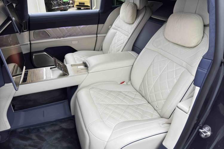 Used Nio ET9 2025 100kWh Signature Edition
