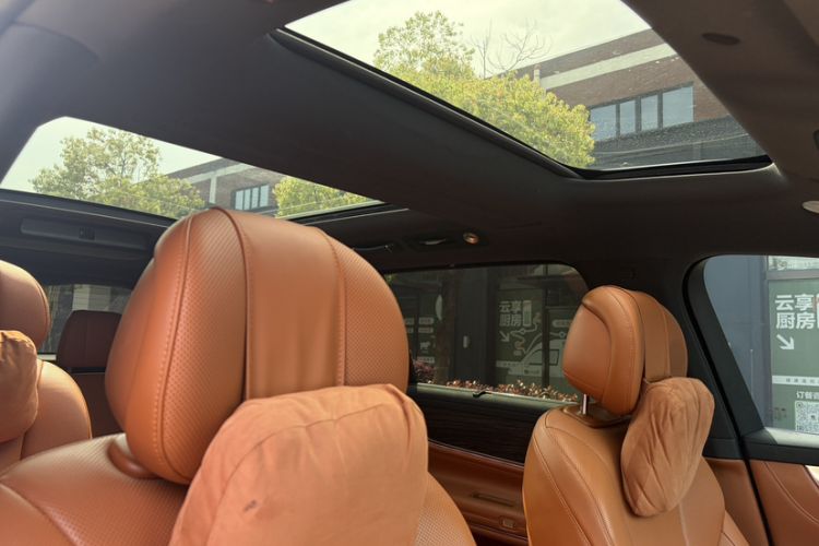 Used Hima AITO M9 2025 Pure Electric Ultra Version 100 kWh 6-Seater Model Headliner