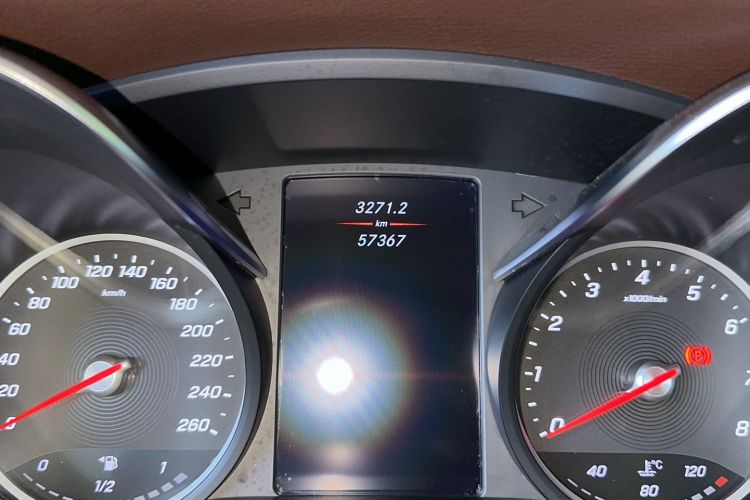 Used Mercedes-Benz V-Class 2021 V 260 L Long-wheelbase Luxury Edition
