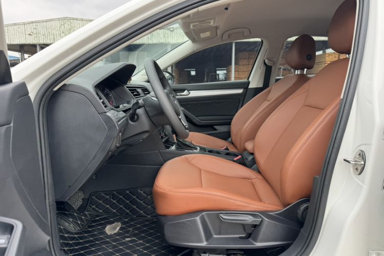 Used Volkswagen Lamando 2019 230TSI DSG Fashion Edition China VI