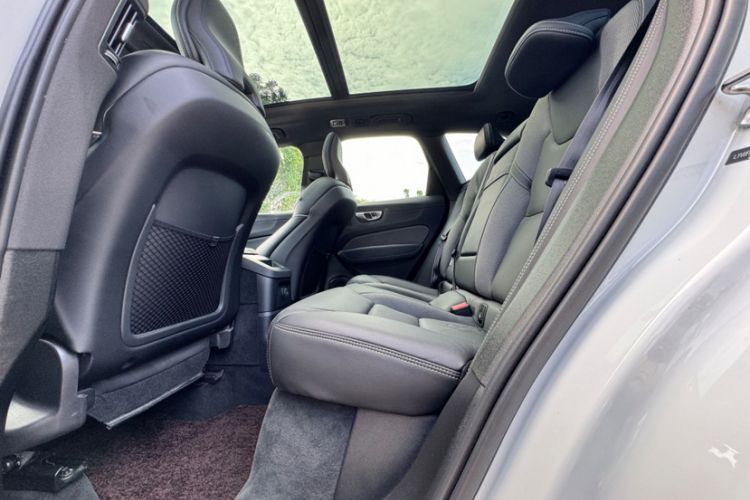 Used Volvo XC60 New Energy 2021 T8 E-Drive Hybrid Smart & Dynamic Edition
