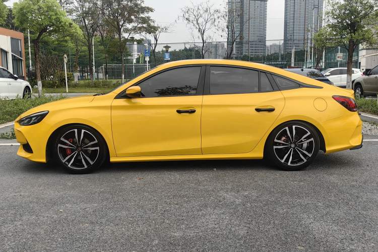 Used MG 5 2021 180 DVVT Manual Youth Luxury Edition