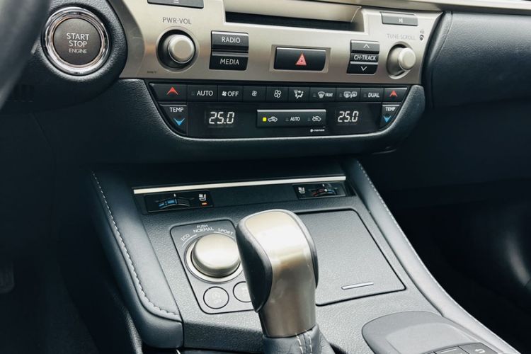 Used Lexus ES 2017 200 30th Anniversary Edition