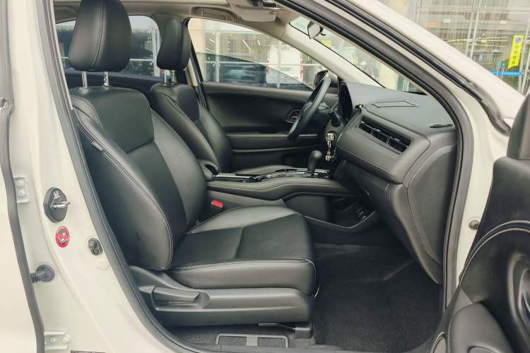 Used Honda Vezel 2020 1.5L CVT Pioneer Edition
