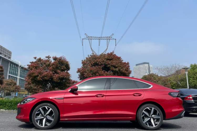 Used Volkswagen Lamando 2024 Lavida L 280TSI DSG Cool & Spicy Edition Exterior 2