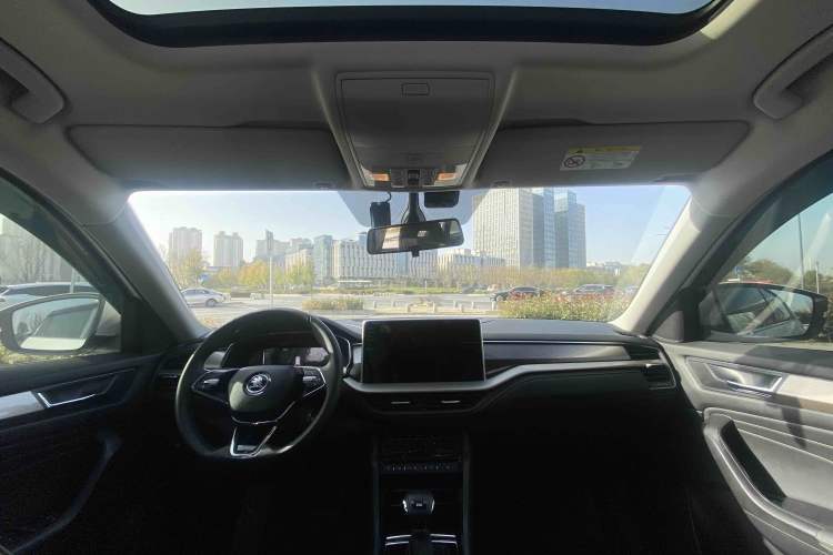 Used Skoda Kodiaq 2022 TSI330 7-Seater Two-Wheel-Drive Luxury Edition
