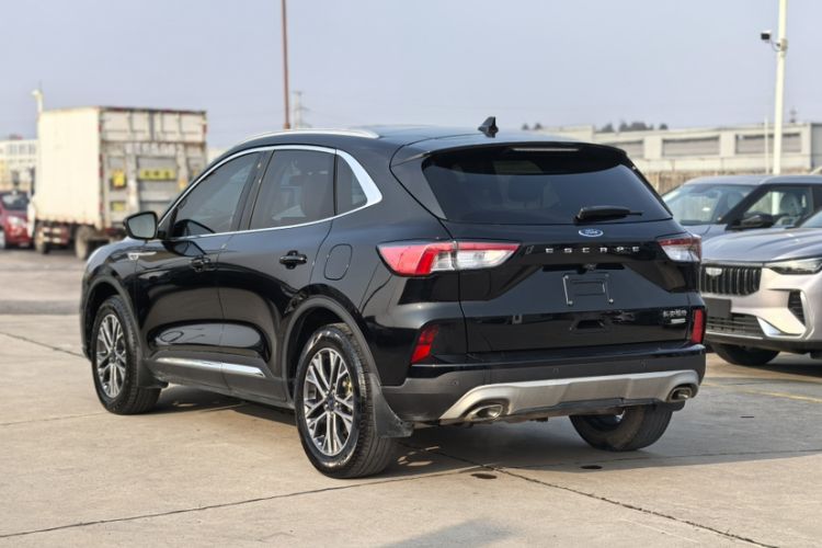 Used Ford Escape 2020 EcoBoost 245 Two-Wheel-Drive Titanium Edition