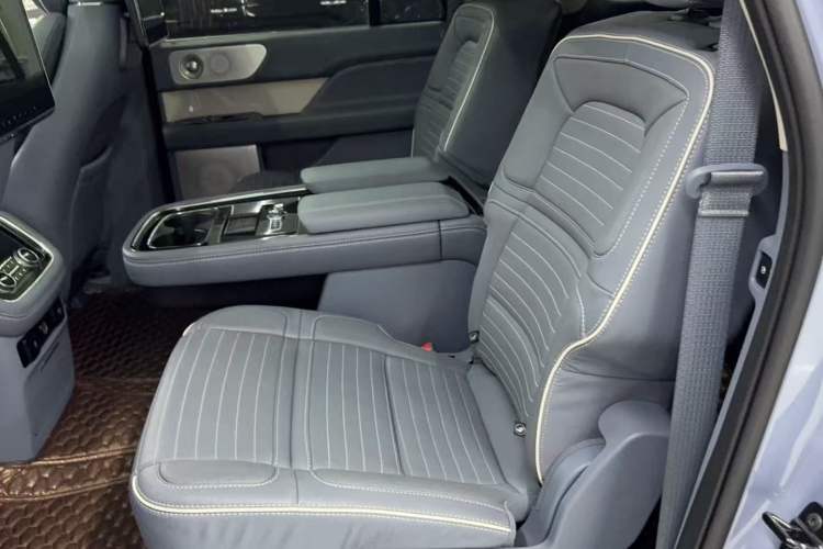 Used Lincoln Navigator 2020 3.5T Long-Wheelbase Presidential Edition