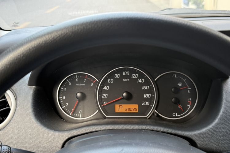 Used Suzuki Swift 2015 1.5L Automatic Limited Edition
