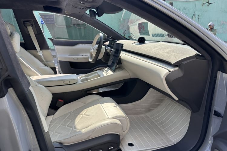 Used Nio ET7 2022 100kWh First Edition Right Front Seat