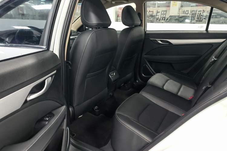 Used Geely Auto Emgrand 2018 1.5L CVT Upward Connect Edition
