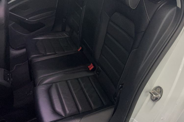 Used Volkswagen Golf New Energy 2018 e-Golf Left Rear Seat