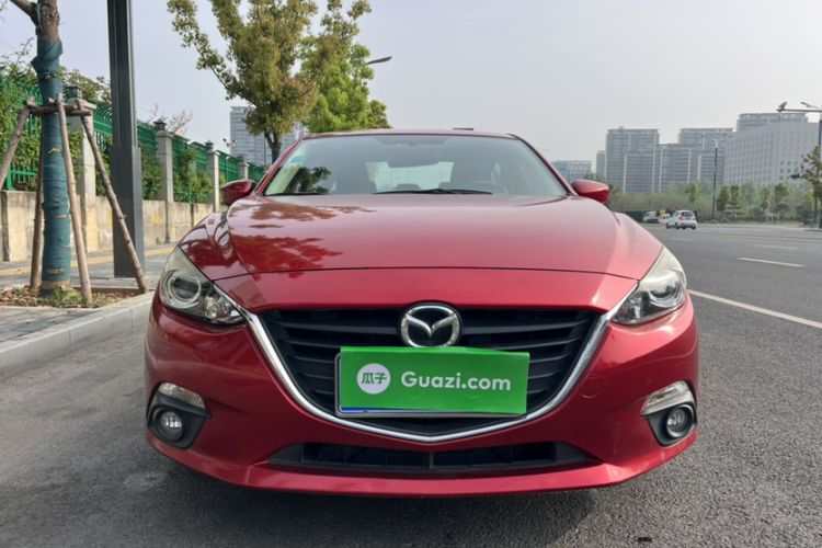 Used Mazda 3 Axela 2014 Sedan 1.5L Automatic Luxury Model Exterior 10