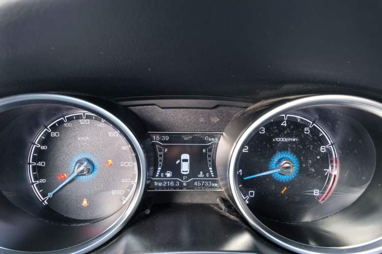 Used Zotye SR7 2016 1.5T CVT Cube Road Edition China V Standard
